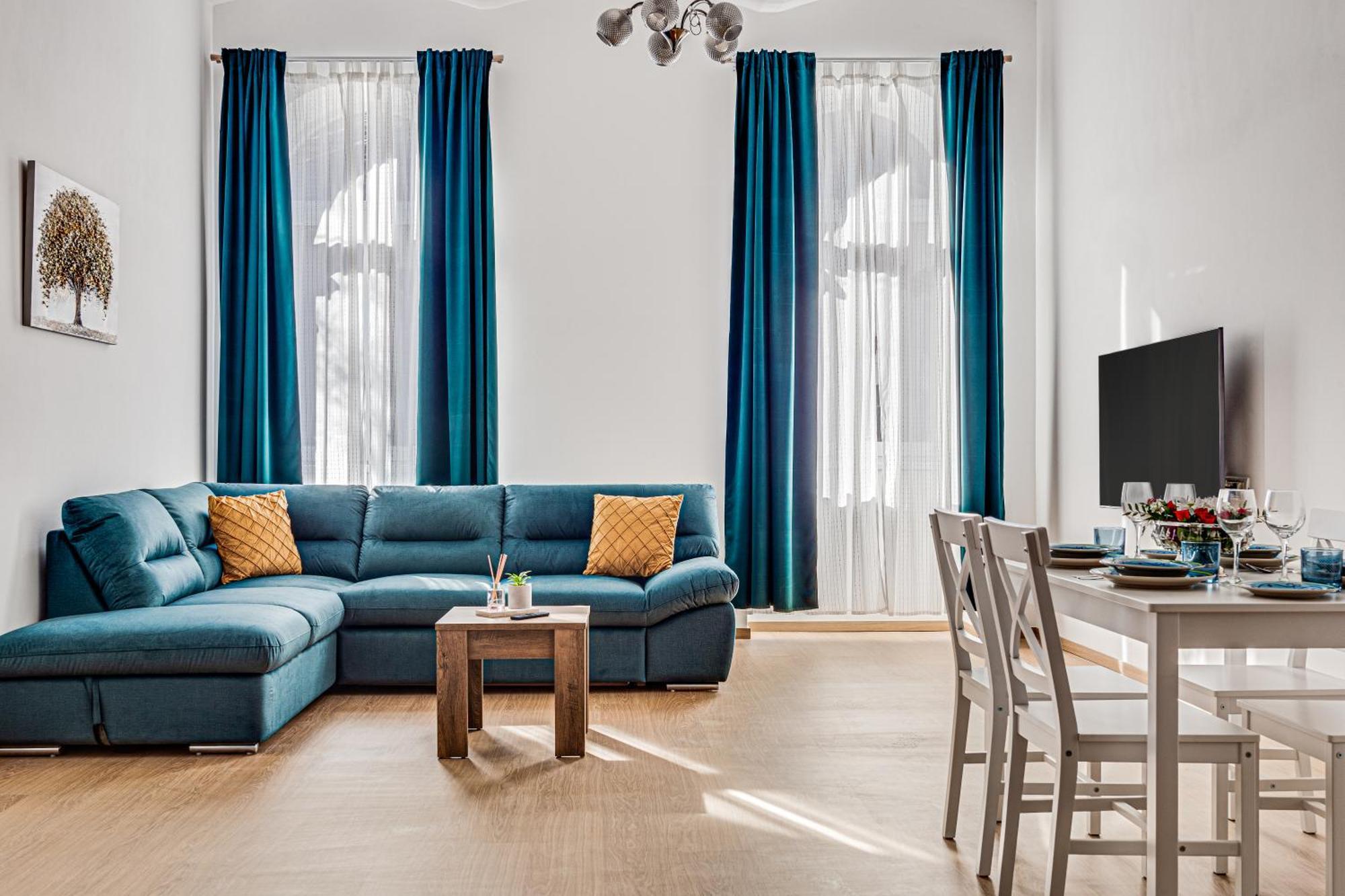 Ari Central Grand Apartments - Luxurious Stay Арад Екстер'єр фото